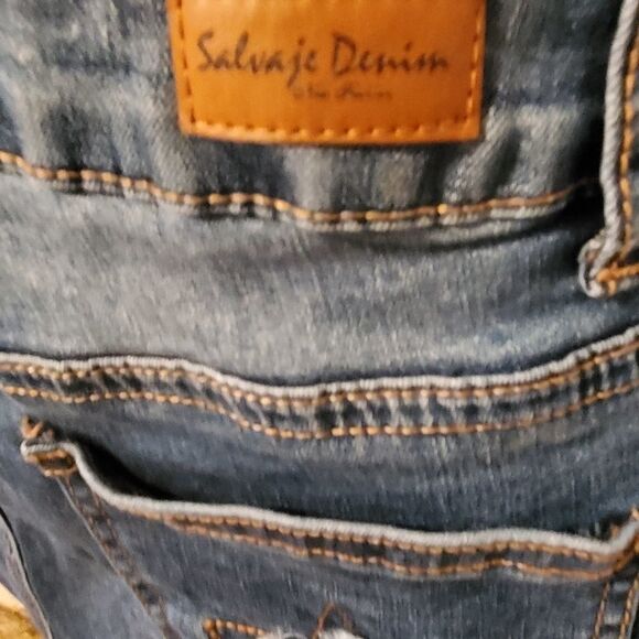 SALVAJE denim distressed jean shorts sz 11 - Picture 6 of 6